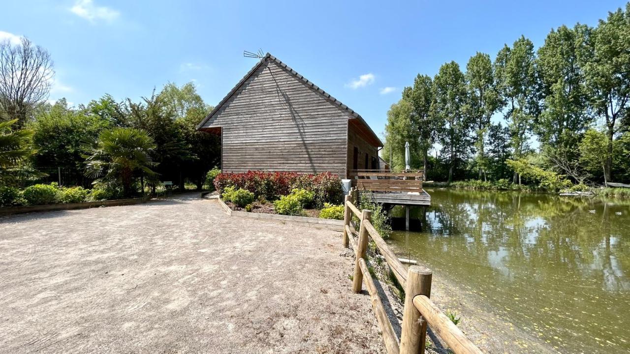 Chalet Avec Terrasse Sur Pilotis Vue Sur L'etang Rue (Somme)