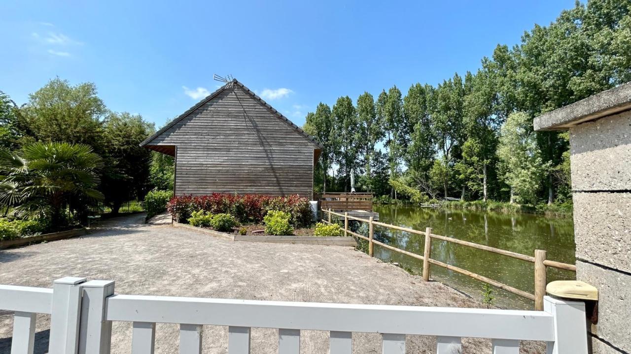 Avec Terrasse Sur Pilotis Vue Sur L'etang Rue (Somme)